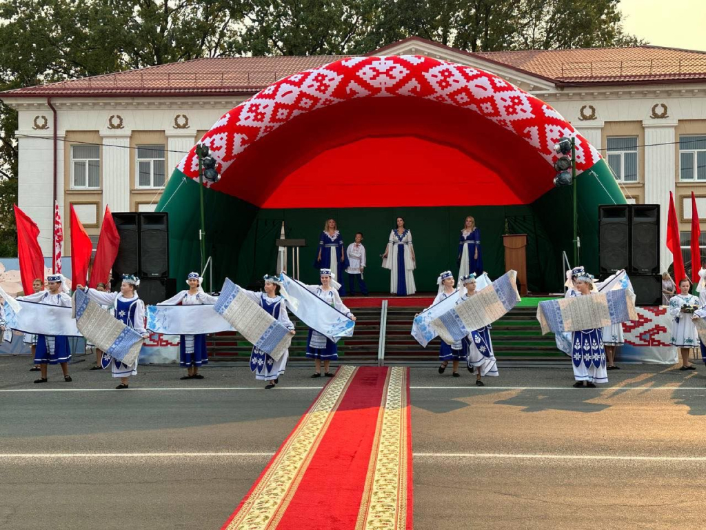 День независимости Республики Беларусь: организация и оформление праздника