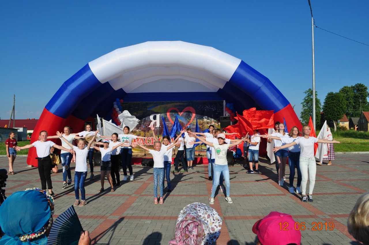 Фотоотзыв клиентов Надувная сцена