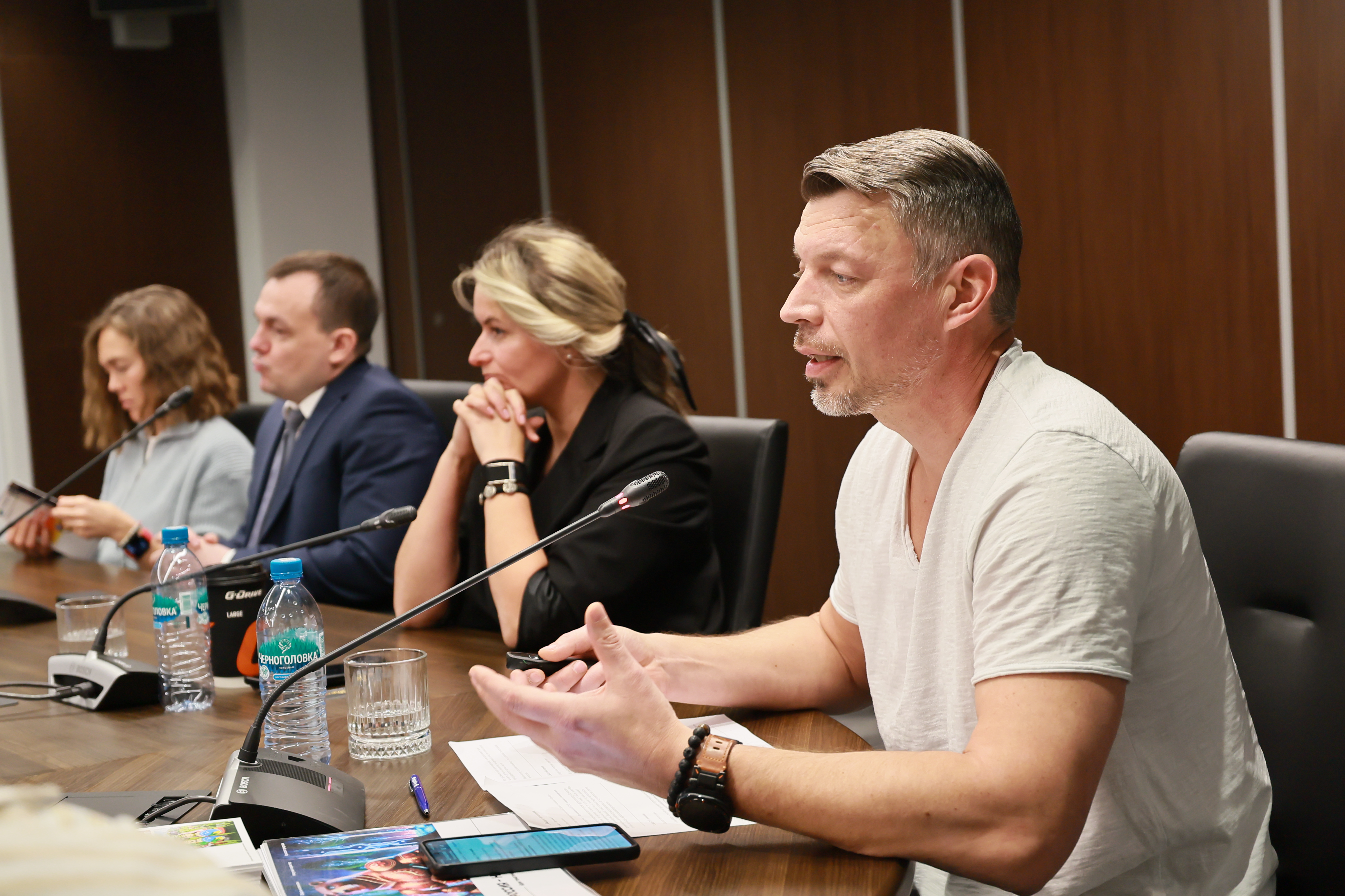 Идентичность в event: не оформлять, а создавать образ